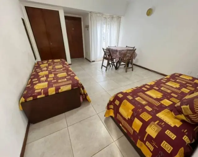 Departamento de 2 ambientes en venta en PUNTA MOGOTES