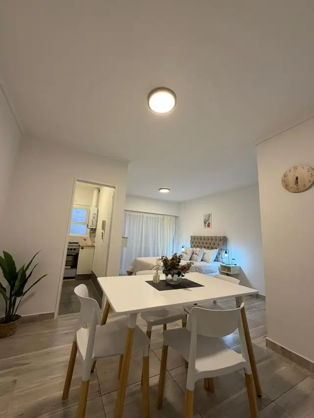 Departamento de 1 ambiente en venta en JURAMENTO