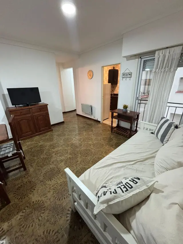 Departamento de 2 ambientes en venta en LAS LILAS