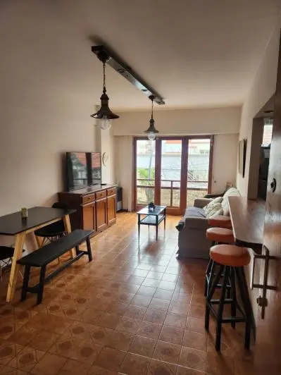 Departamento de 4 ambientes en venta en LA PERLA