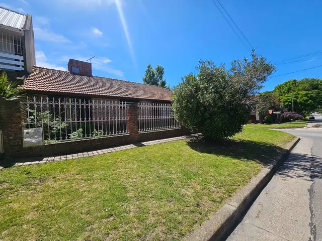 Casa de 4 ambientes en venta en COLINAS DE PERALTA RAMOS