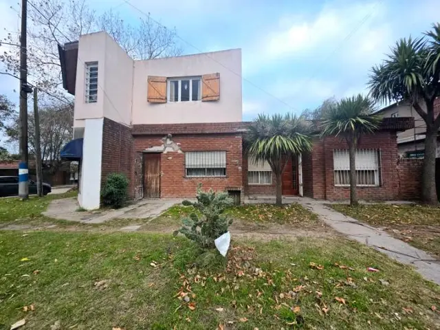 Casa de 7 ambientes en venta en MALVINAS ARGENTINAS