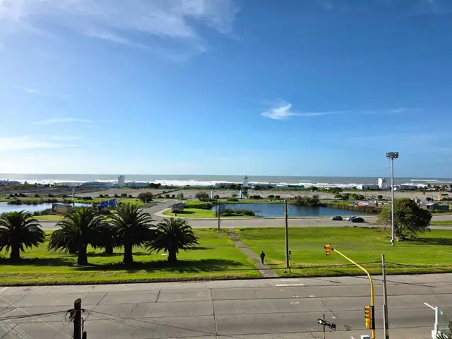 Departamento de 5 ambientes en venta en PUNTA MOGOTES