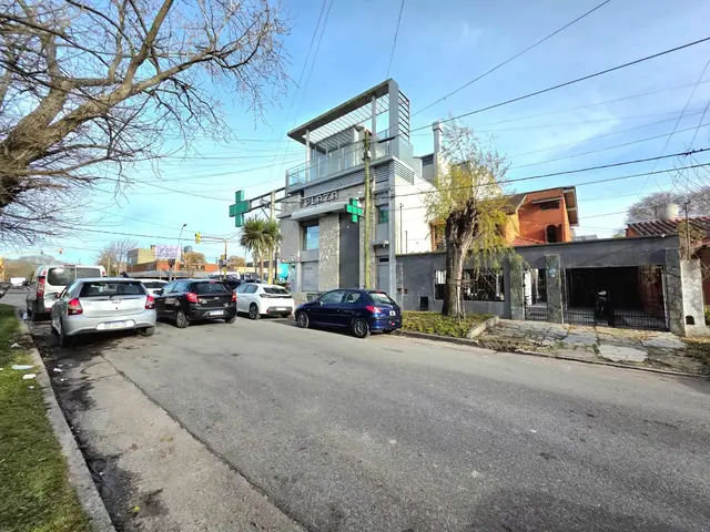 Casa de 9 ambientes en venta en ESTRADA JOSE MANUEL
