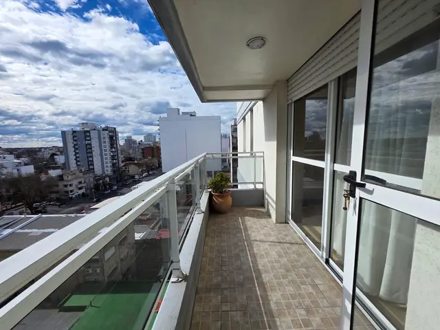 Departamento de 2 ambientes en venta en LA PERLA