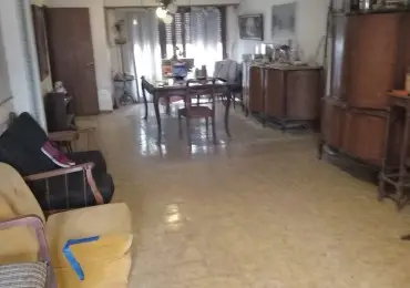 Casa de 5 ambientes en venta en PARQUE LURO