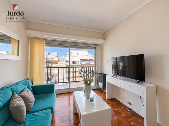 Departamento de 3 ambientes en venta en Plaza Colón