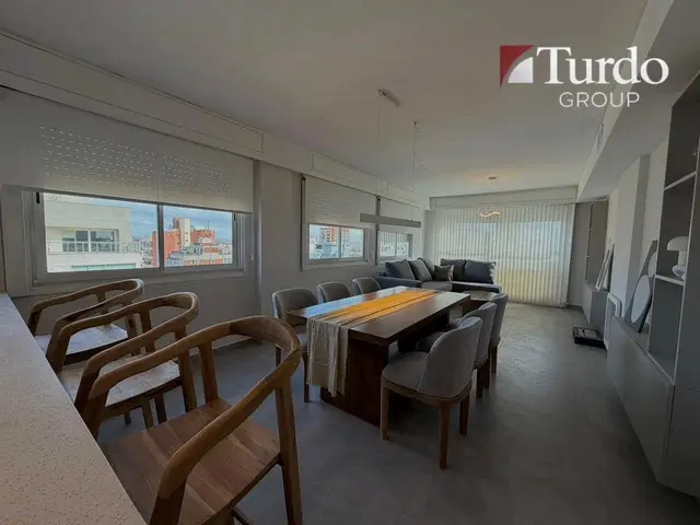 Departamento de 4 ambientes en venta en Centro