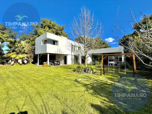 Casa de 5 ambientes en venta en Mar del Plata