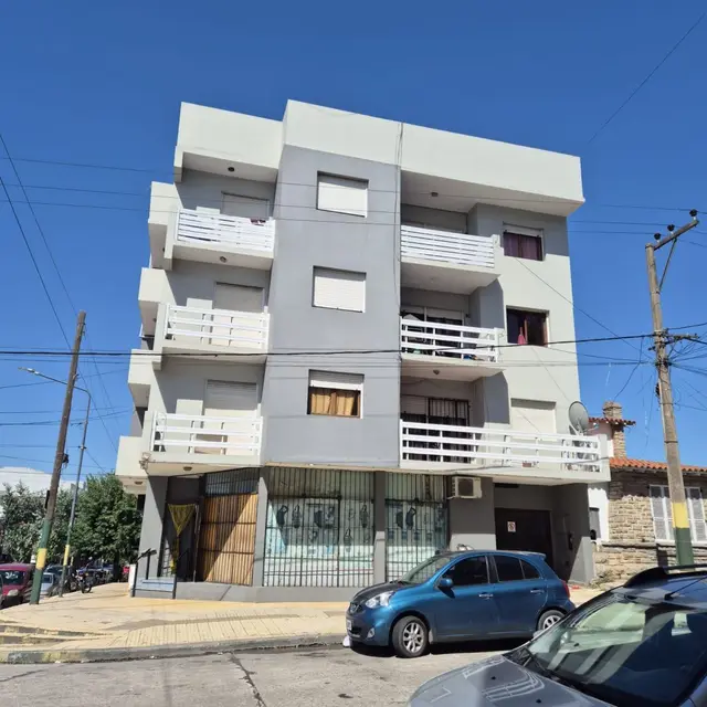 Local de 1 ambiente en venta en DEL PUERTO