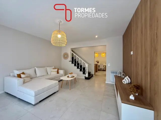 PH de 5 ambientes en venta en ESTACION TERMINAL (ALDREY)