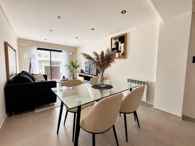 Departamento de 3 ambientes en venta en Centro