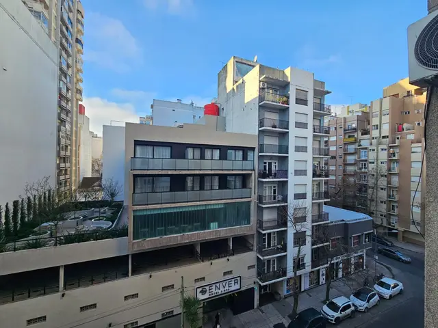 Departamento de 1 ambiente en venta en JURAMENTO