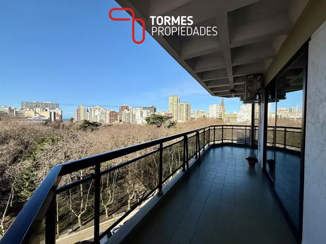Departamento de 4 ambientes en venta en LA PERLA