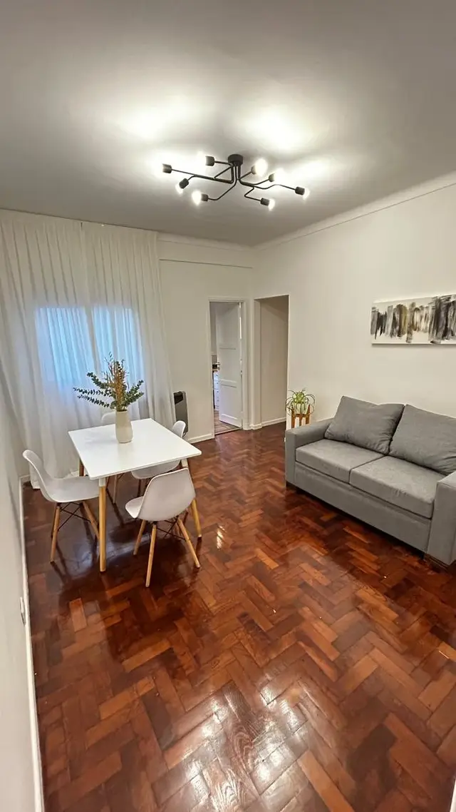 Departamento de 3 ambientes en venta en Centro