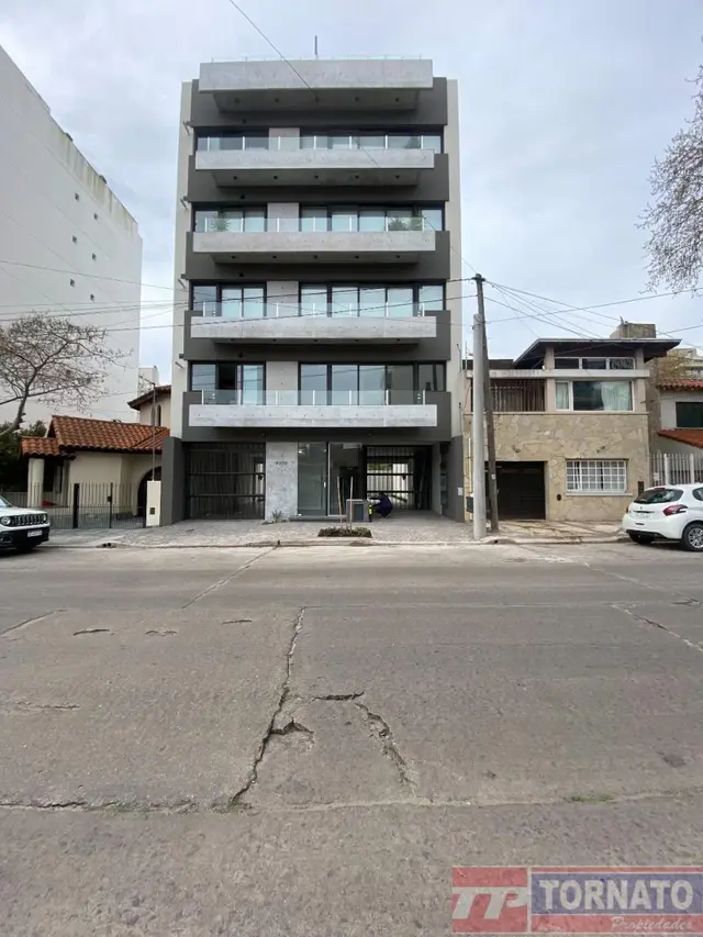 Departamento de 4 ambientes en venta en GENERAL ROCA