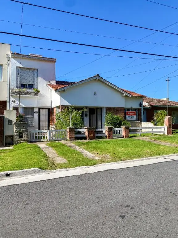Casa de 3 ambientes en venta en COLINAS DE PERALTA RAMOS