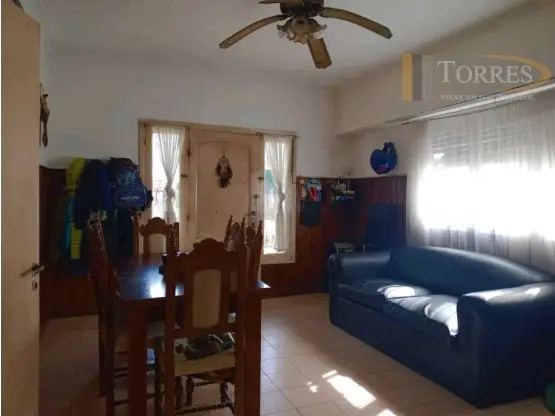 Casa de 3 ambientes en venta en BATAN