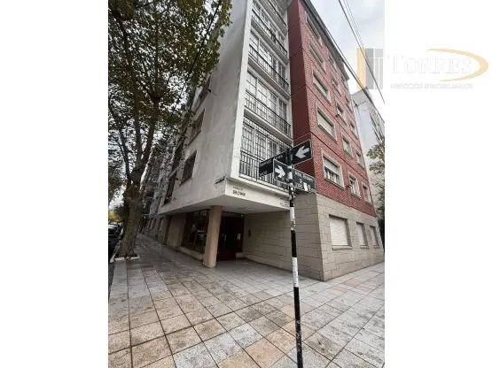 Departamento de 4 ambientes en venta en Centro