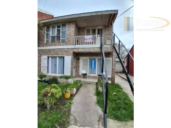 Casa de 4 ambientes en venta en Sanchez Florencio
