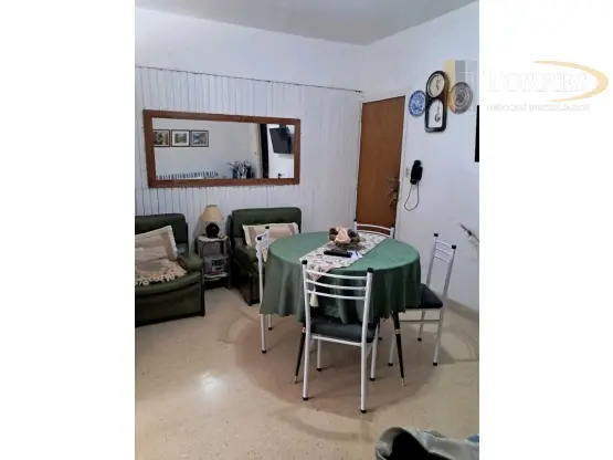 Departamento de 1 ambiente en venta en Área Centro