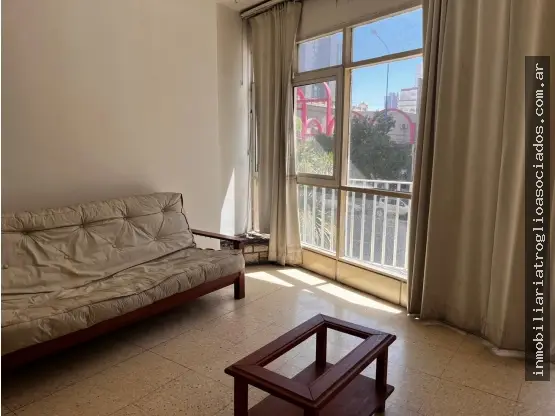 Departamento de 2 ambientes en venta en Centro