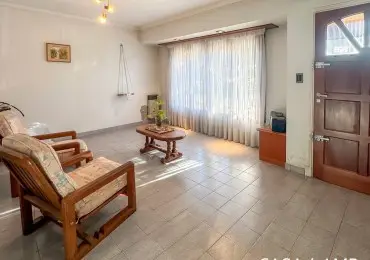Casa de 4 ambientes en venta en PLAZA PERALTA RAMOS