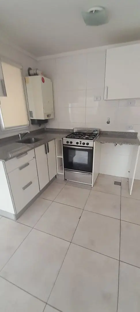 Departamento de 2 ambientes en alquiler en Centro