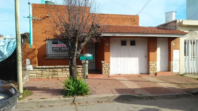 Casa de 4 ambientes en venta en SAN JOSE