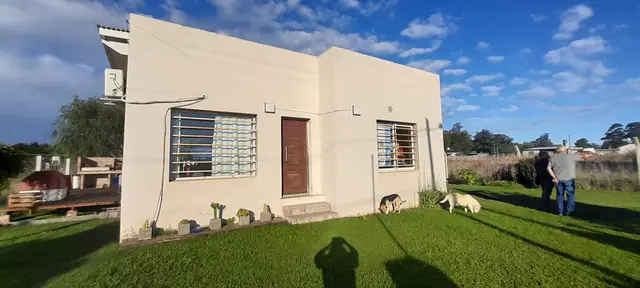 Casa de 3 ambientes en venta en ESTACION CAMET