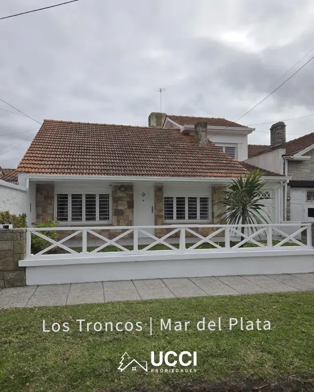 Casa en alquiler en LOS TRONCOS
