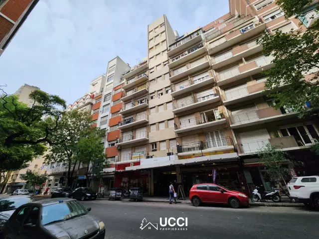 Departamento de 3 ambientes en venta en Centro
