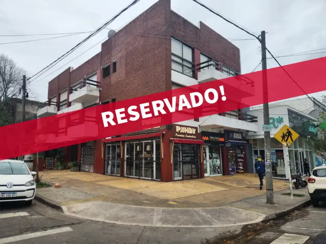 Departamento de 3 ambientes en venta en PLAYA GRANDE