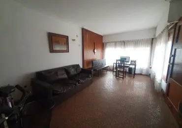 Casa de 3 ambientes en venta en VILLA PRIMERA