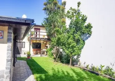 Casa de 5 ambientes en venta en PUNTA MOGOTES