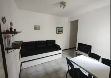 Departamento de 2 ambientes en alquiler temporario en Centro
