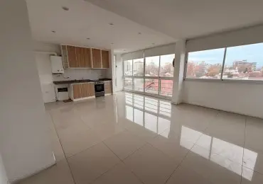 Departamento de 2 ambientes en alquiler en Centro
