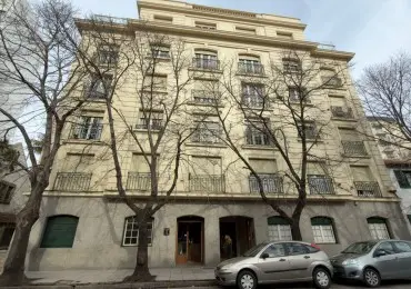 Departamento de 4 ambientes en venta en Centro