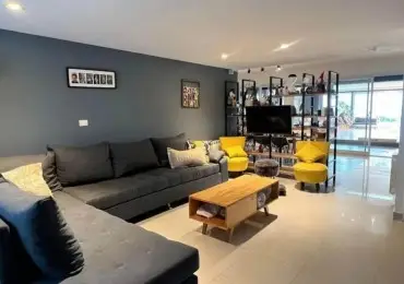 Casa de 5 ambientes en venta en LOS PINARES