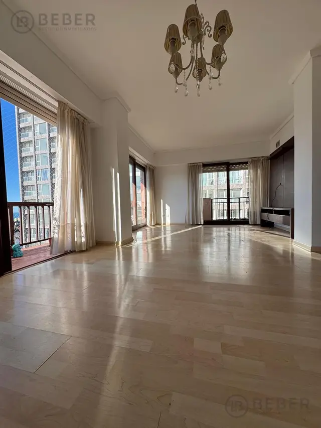 Departamento de 4 ambientes en venta en LA PERLA