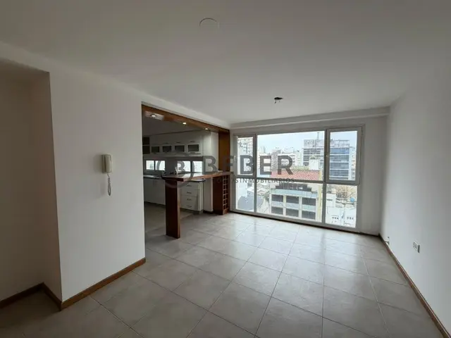 Departamento de 3 ambientes en venta en Centro