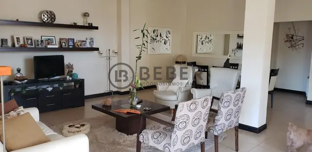 Departamento de 4 ambientes en venta en LA PERLA