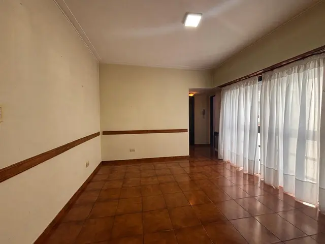 Departamento de 2 ambientes en alquiler en Centro