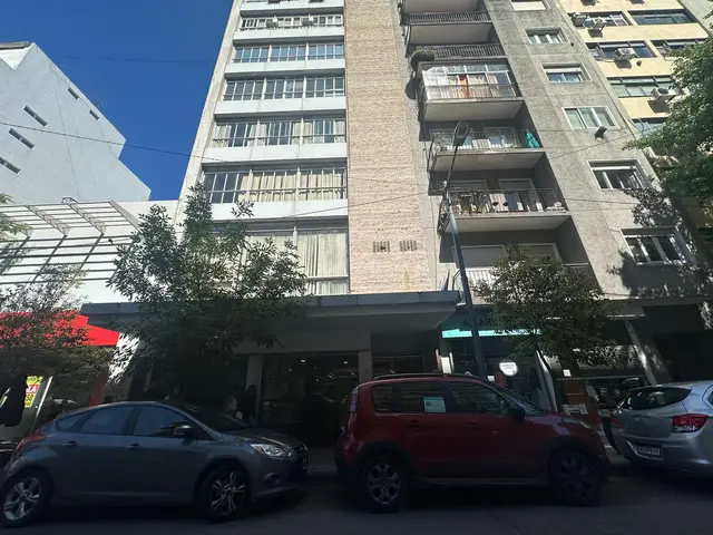 Local de 2 ambientes en venta en Centro