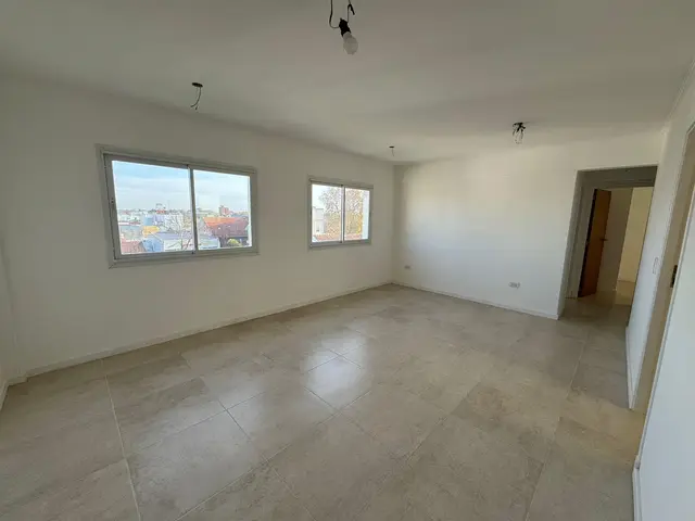 Departamento de 3 ambientes en alquiler en San José