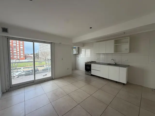 Departamento de 3 ambientes en alquiler en San José