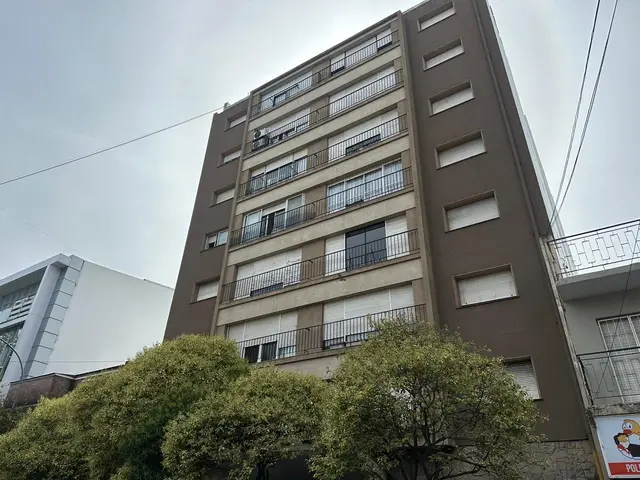 Departamento de 3 ambientes en venta en PLAZA PERALTA RAMOS