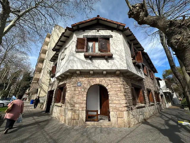 PH de 3 ambientes en venta en LA PERLA