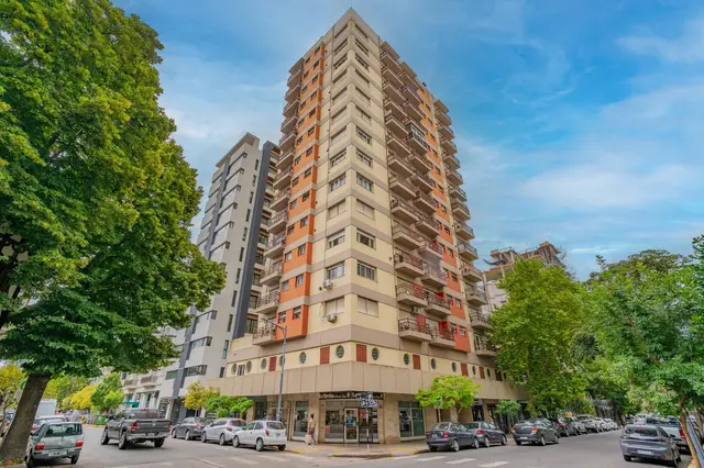 Departamento de 3 ambientes en venta en Centro