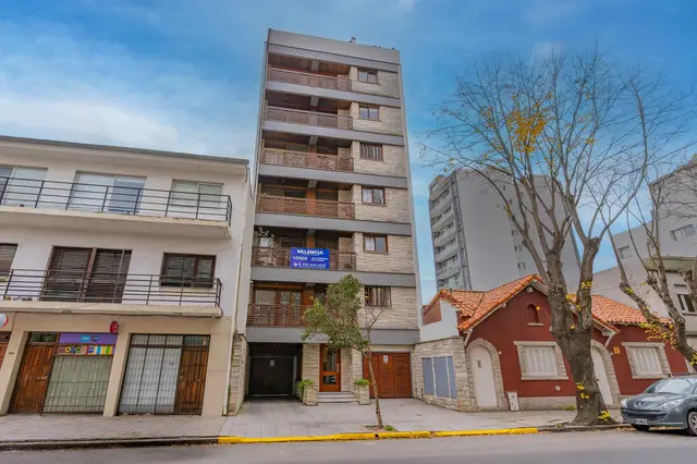 Departamento de 4 ambientes en venta en PLAZA PERALTA RAMOS
